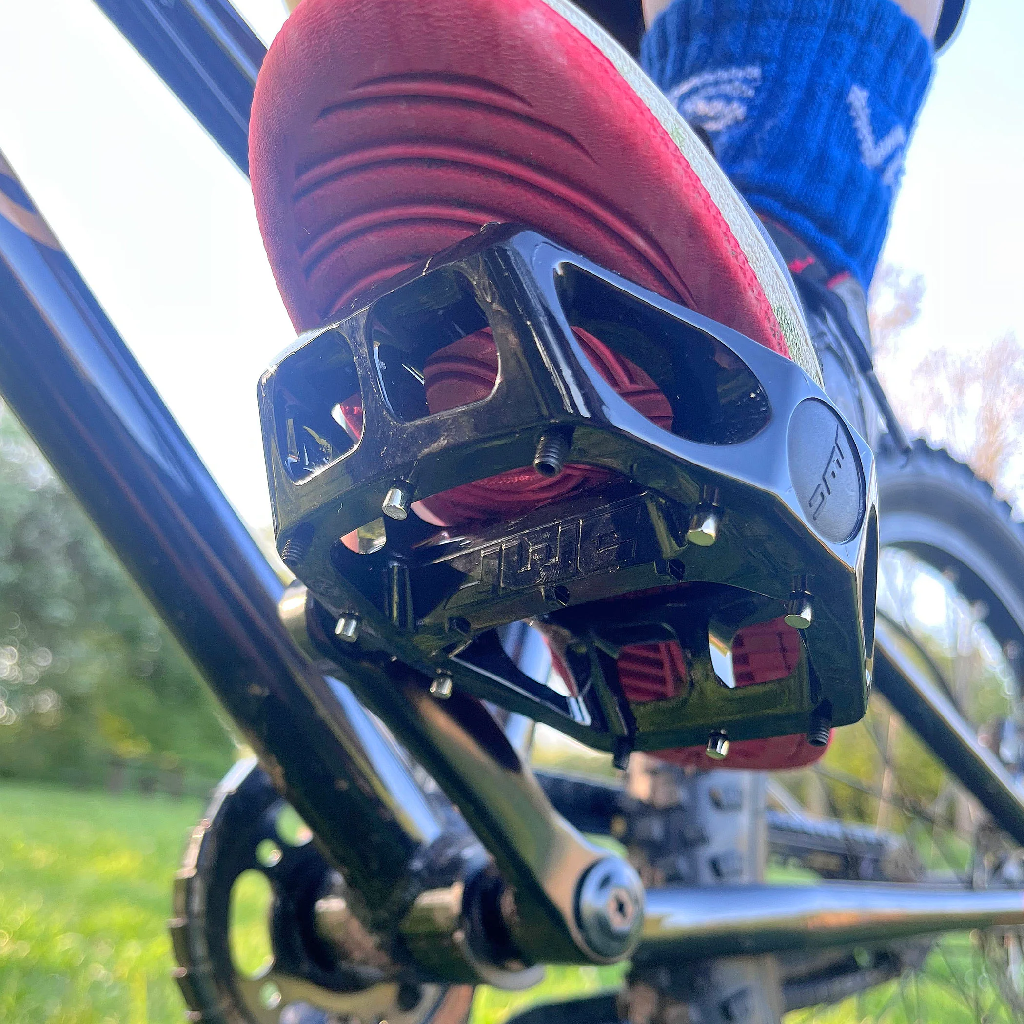 DMR V8 Classic Pedal - Image 15