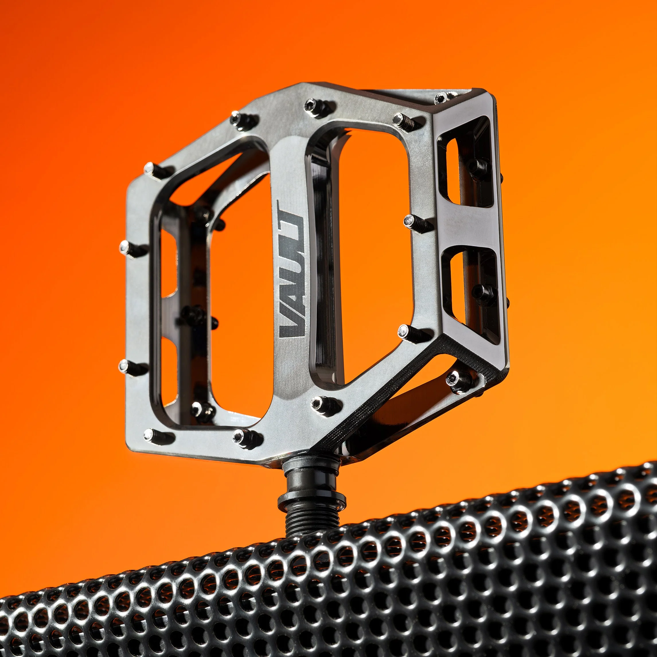 DMR Vault Black Chrome Pedal - Image 9