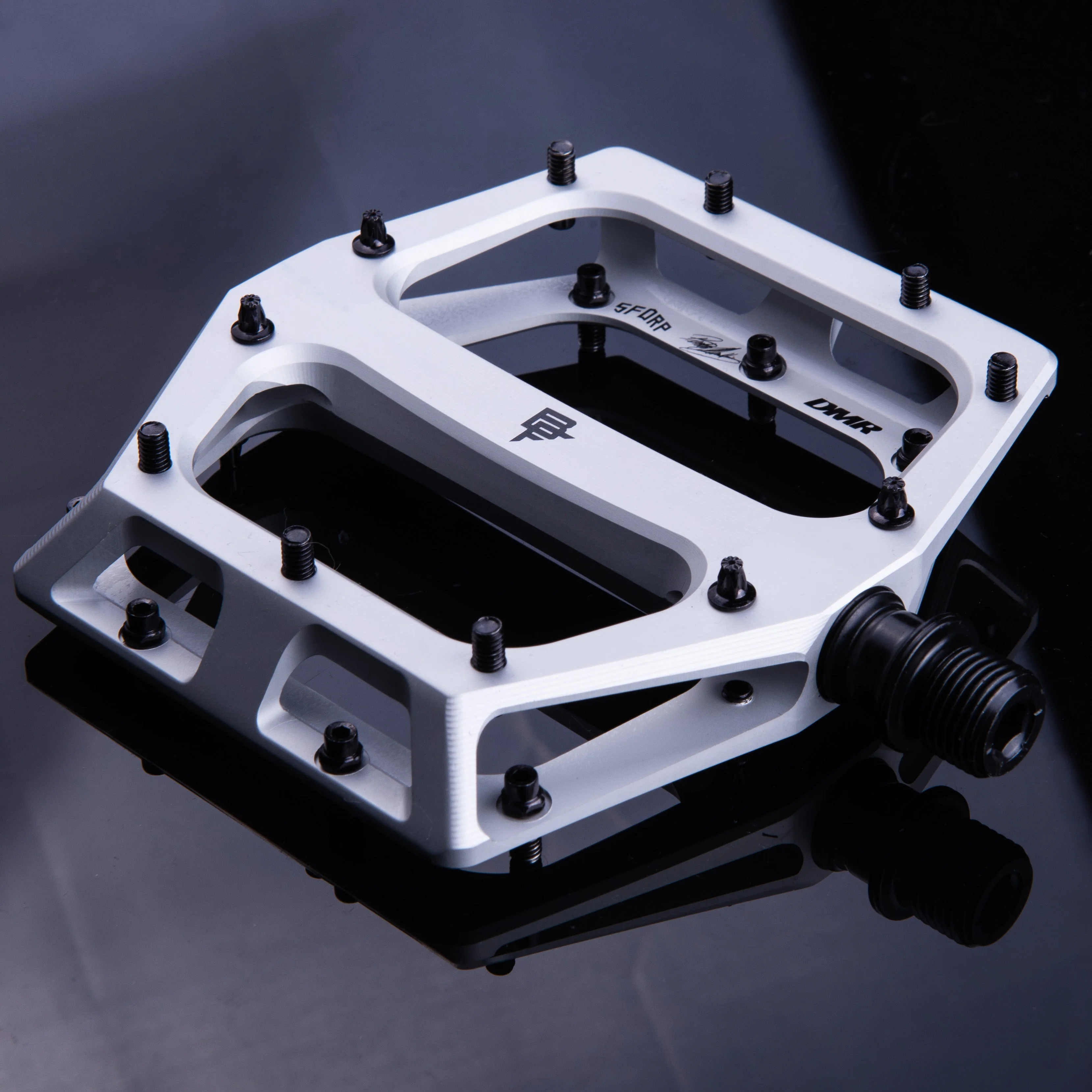 DMR Vault Brendog Pedal - Image 10