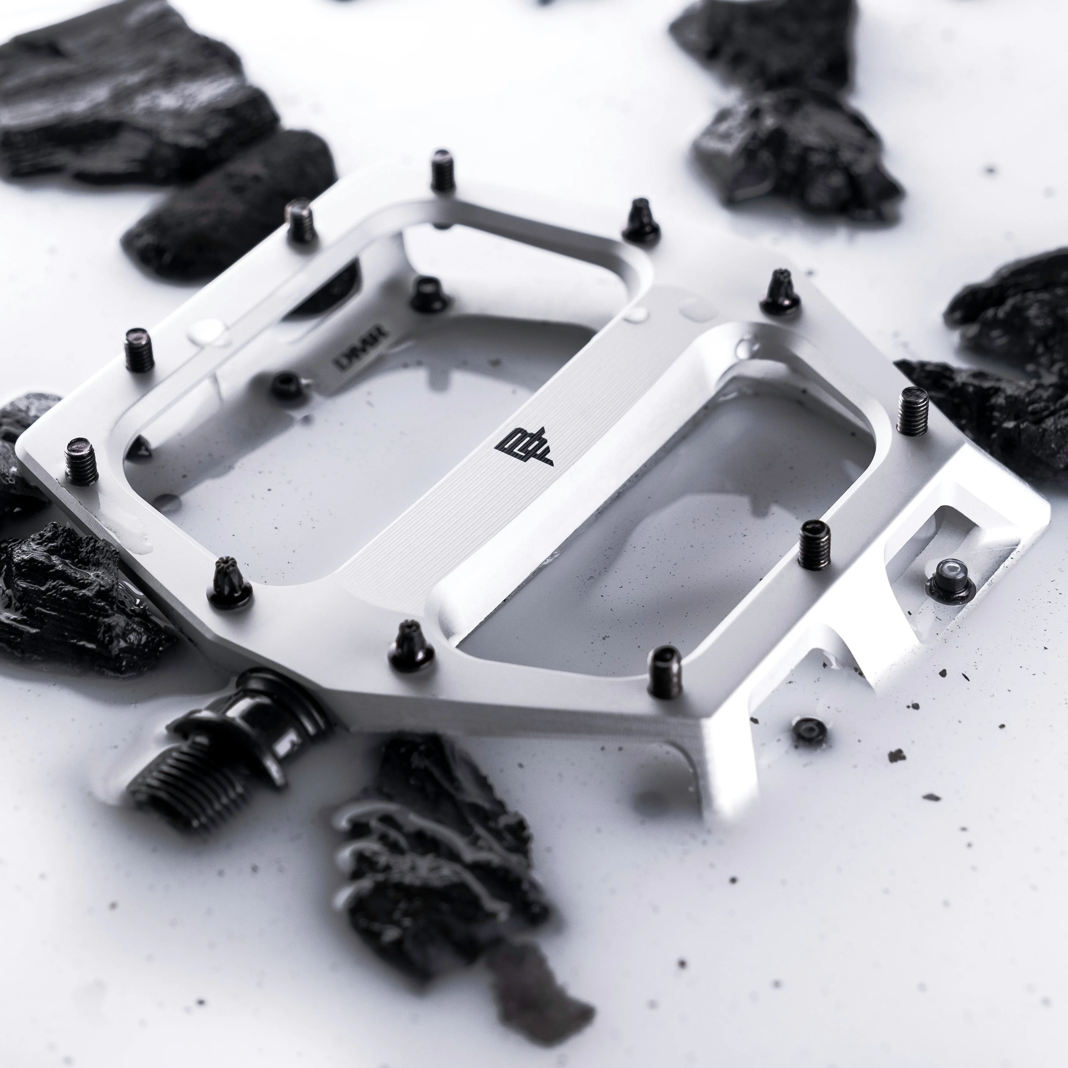 DMR Vault Brendog Pedal - Image 8