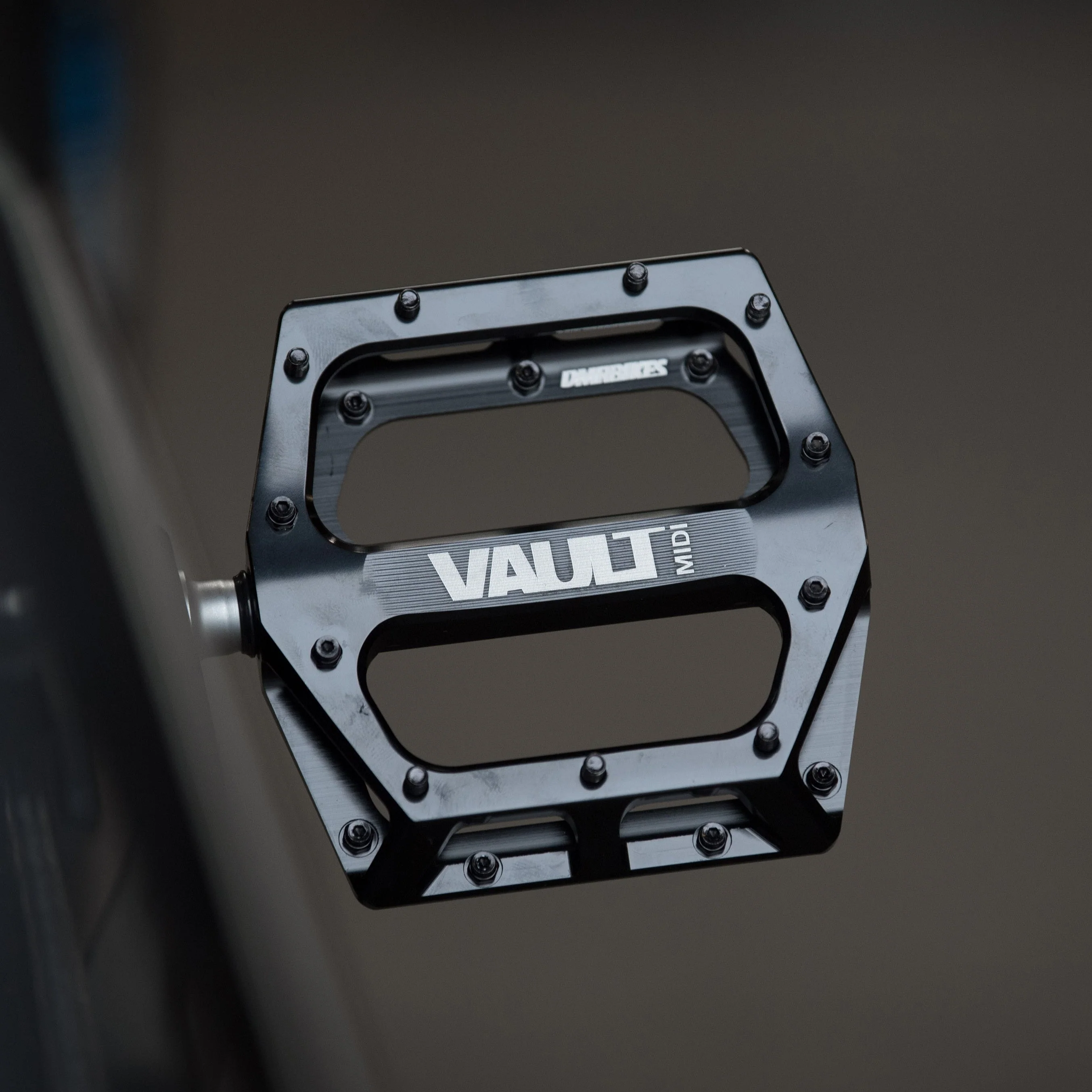 DMR Vault Midi Pedal - Image 16